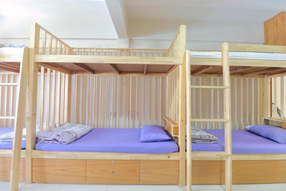 bunk bed