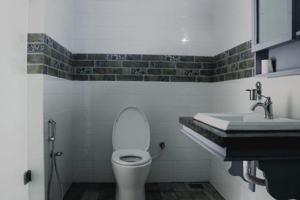 Toilet, Bathroom