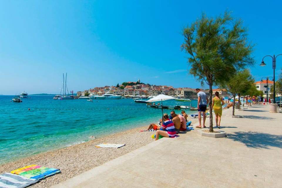 Beach, Location