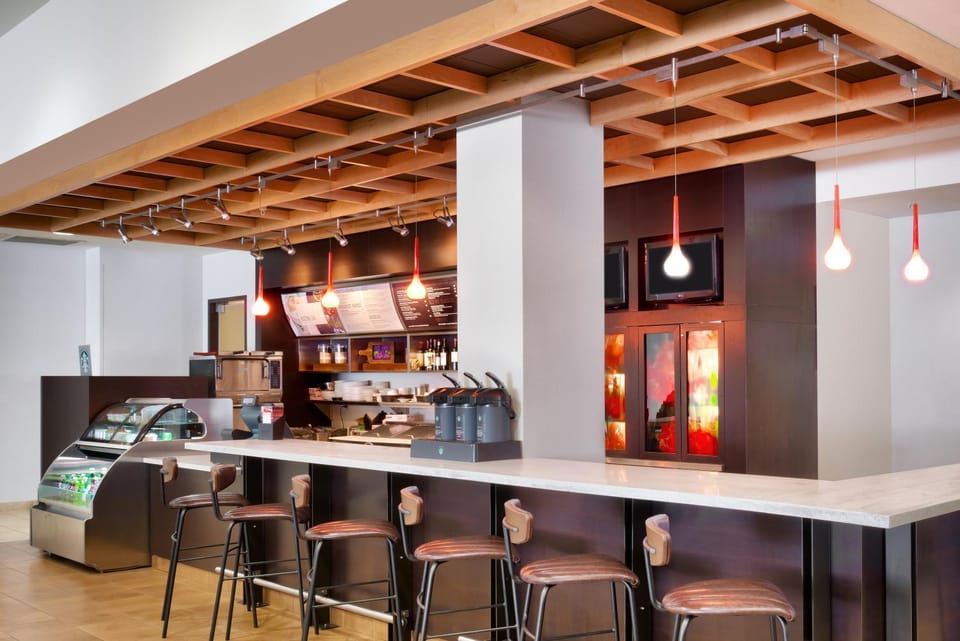 Restaurant/places to eat, Food and drinks, Breakfast