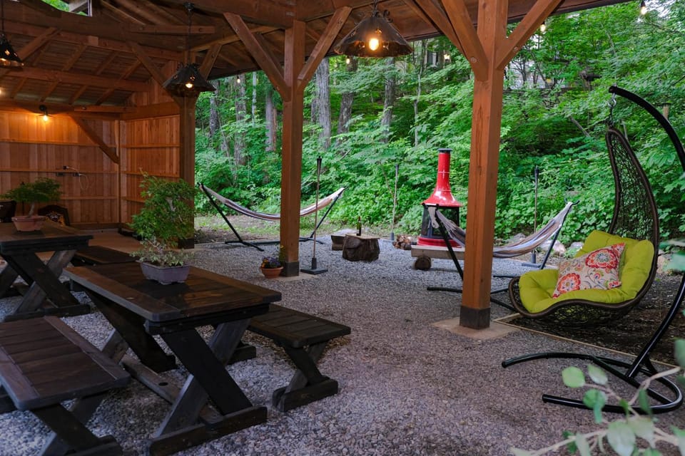Property building, Patio, Garden