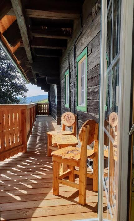 View (from property/room), Balcony/Terrace