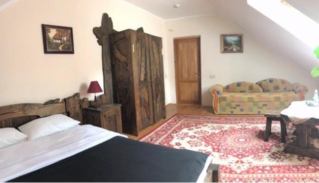 Complex Vivcharyk Hotel in Lviv Oblast