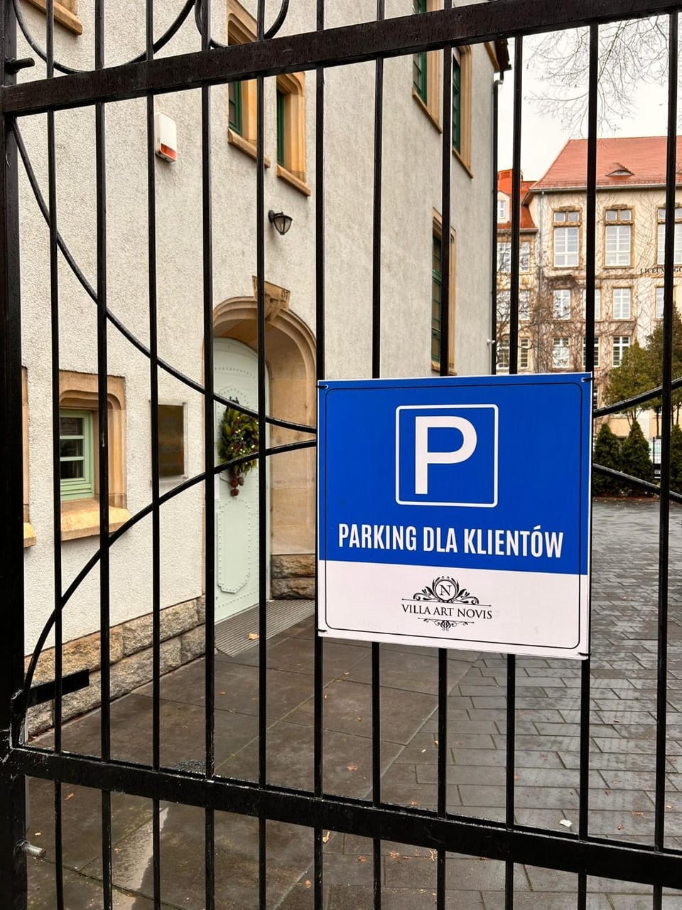 Property building, Parking