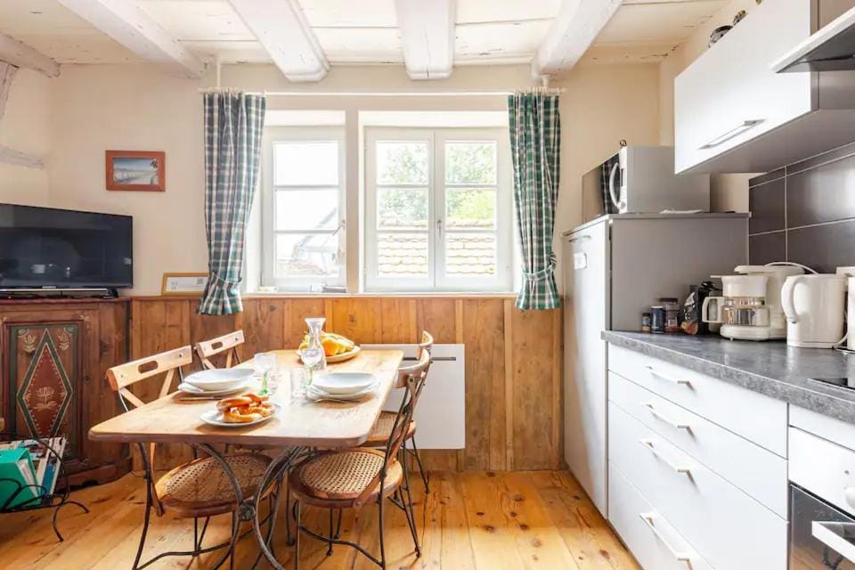 Kitchen or kitchenette, stove