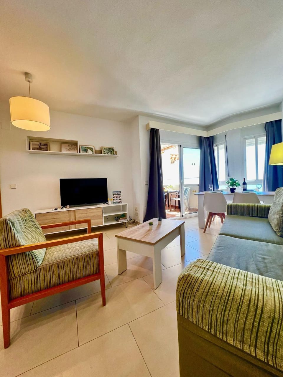 Frontal Sea View Apartment Benalbeach Apartment in Benalmadena