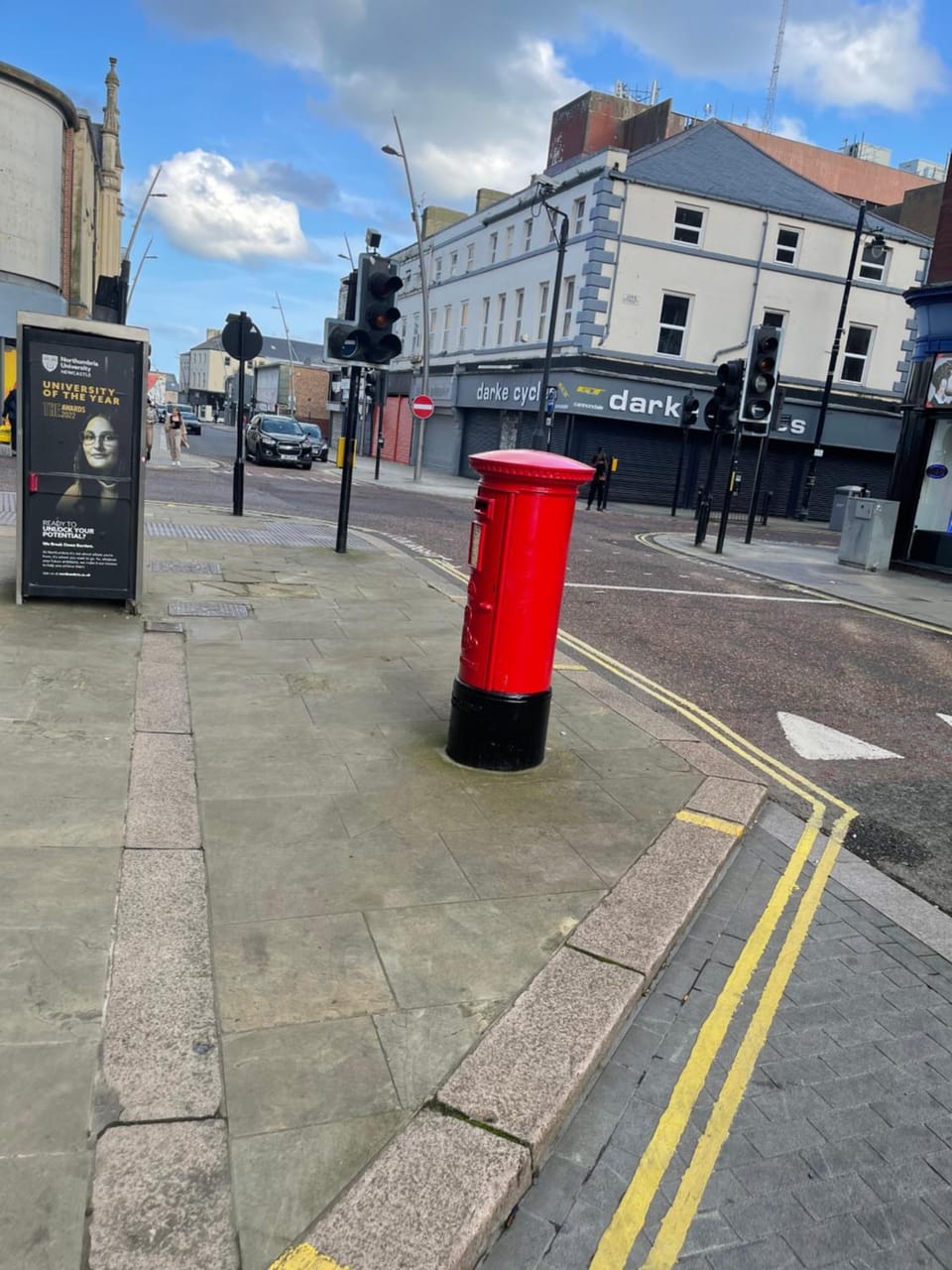 Day, Neighbourhood, City view, Street view, Location