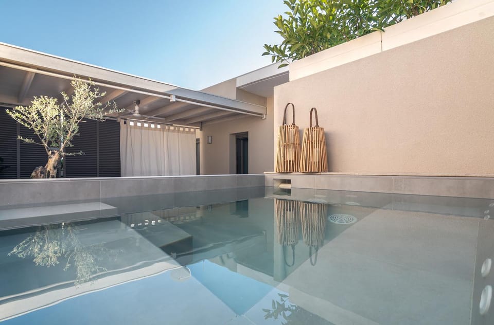 Patio, Day, Pool view, Swimming pool