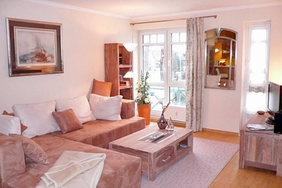 Residenz "Am Postplatz", Villa Sonja, Whg 9 Apartment in Zingst