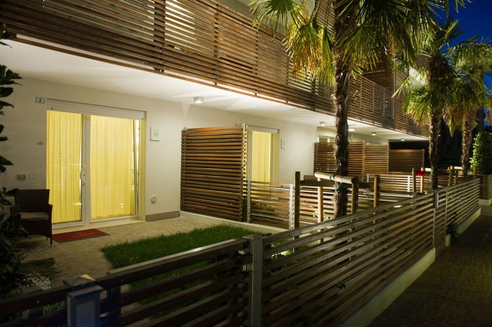 Patio, Night, Garden