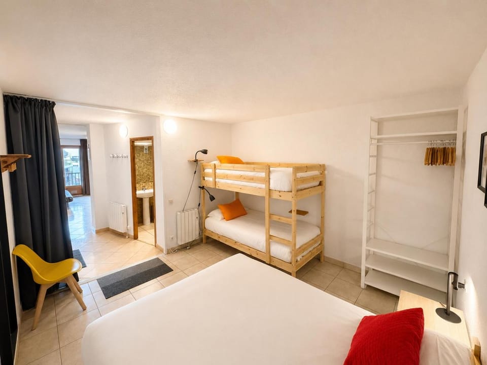 Bed, Photo of the whole room, Bedroom, bunk bed, wardrobe