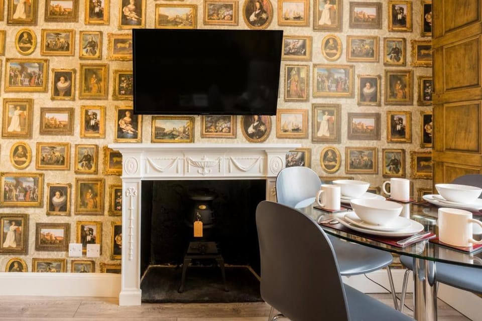 West Bow - Magical Harry Potter-Inspired Flat near Edinburgh Castle Apartment in Edinburgh