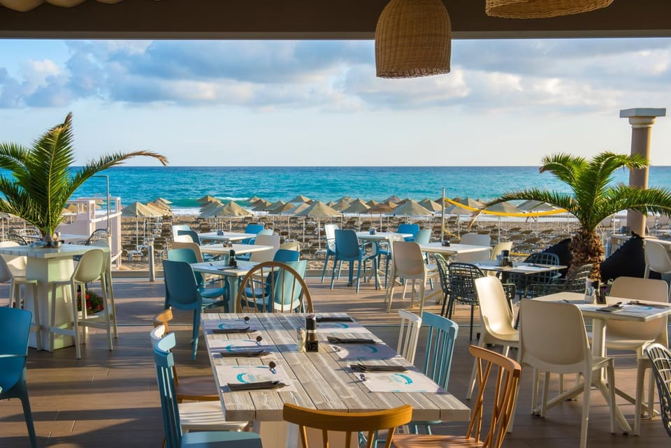 Restaurant/places to eat, Sea view
