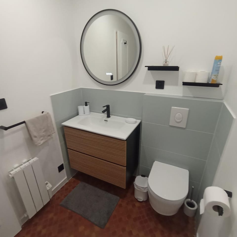 Toilet, Bathroom