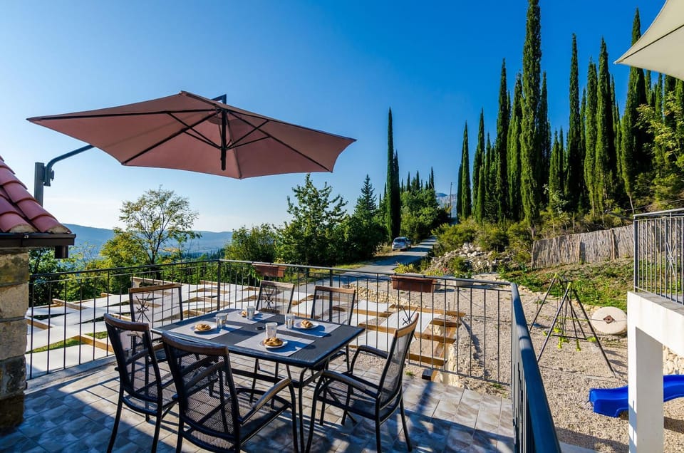 Villa Lucijano Dubrovnik Villa in Dubrovnik-Neretva County