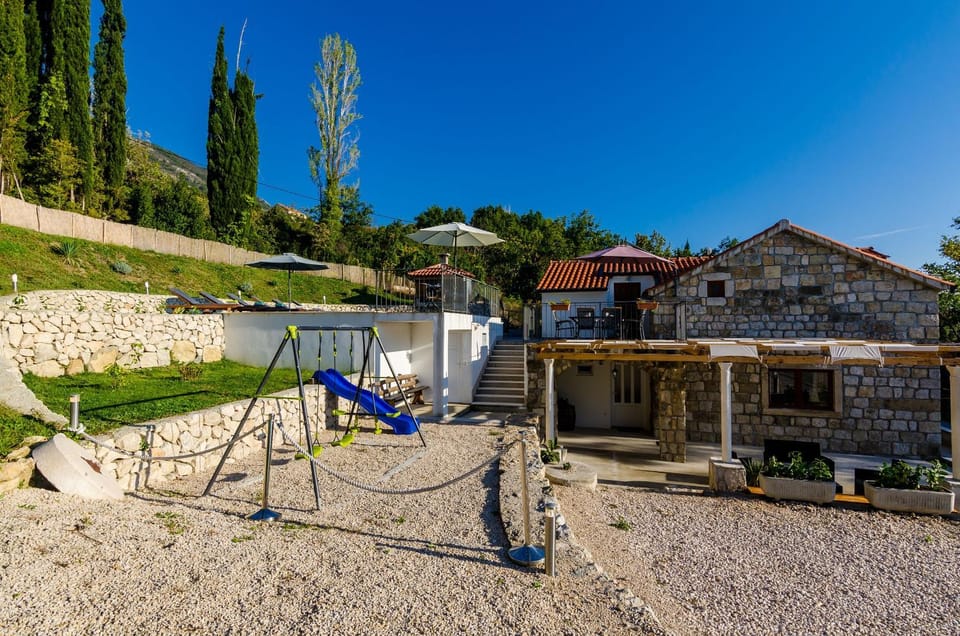 Villa Lucijano Dubrovnik Villa in Dubrovnik-Neretva County