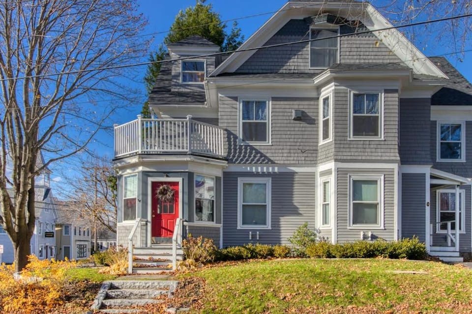 Pied-A-Terre Apartment in Kennebunkport