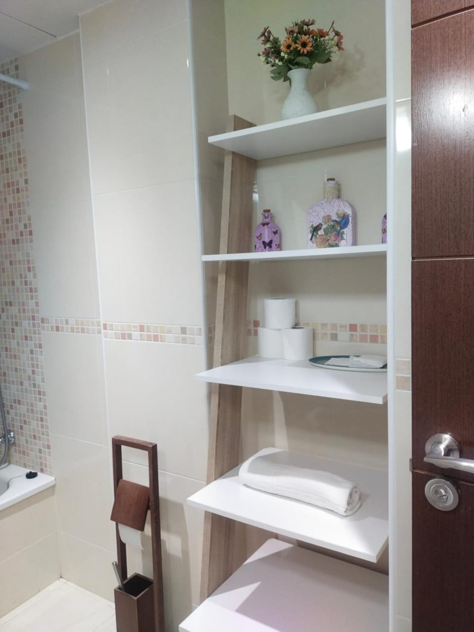 Bathroom, towels