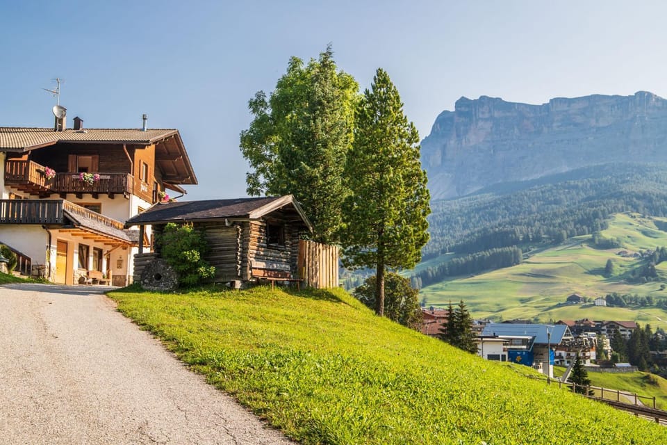 Garni Juri Bed and Breakfast in La Villa