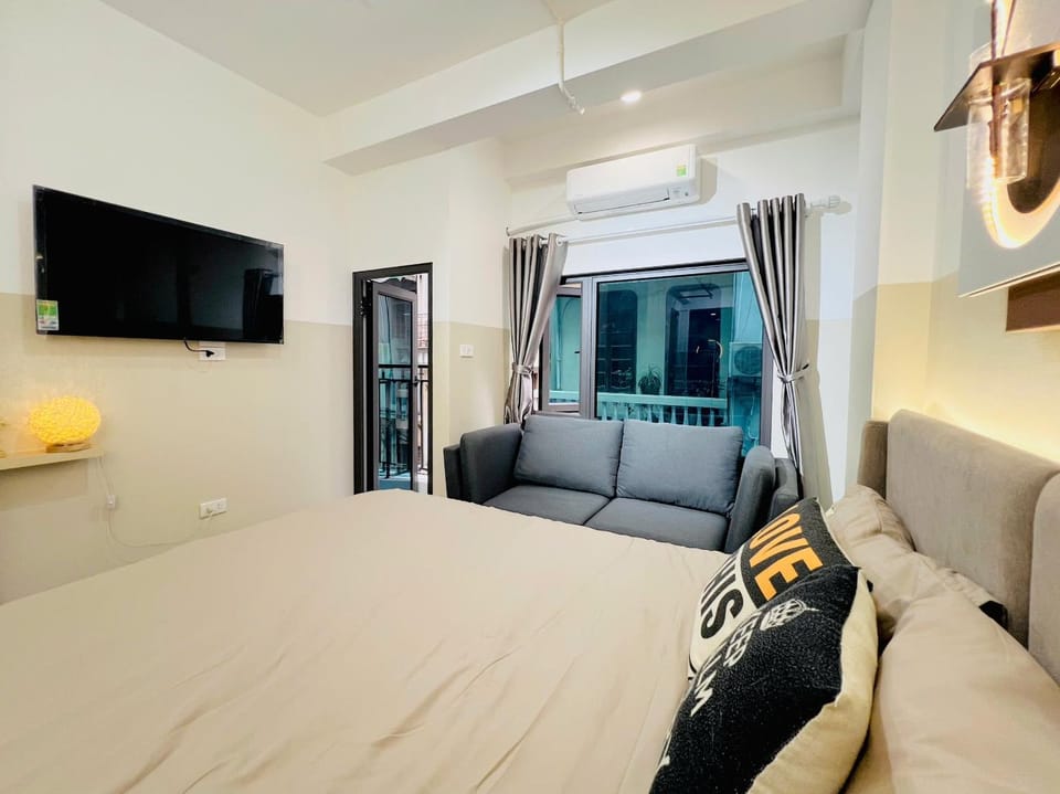 TV and multimedia, Evening entertainment, Bedroom, air conditioner