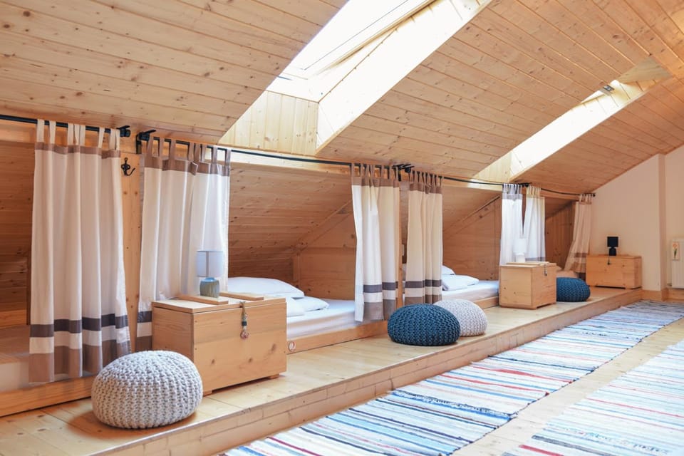 Zozo Hostel Hostel in Brasov