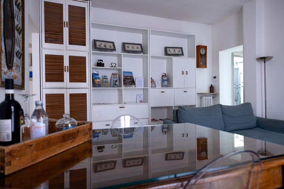 Living room, Seating area, wardrobe