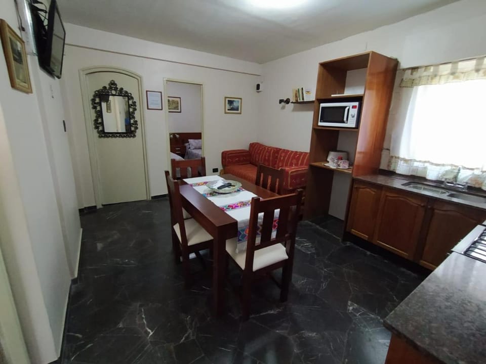 Living room, Dining area, kitchen