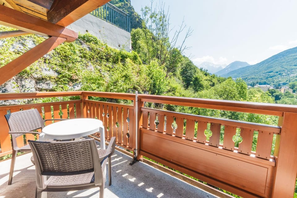 Natural landscape, View (from property/room), Balcony/Terrace, Mountain view