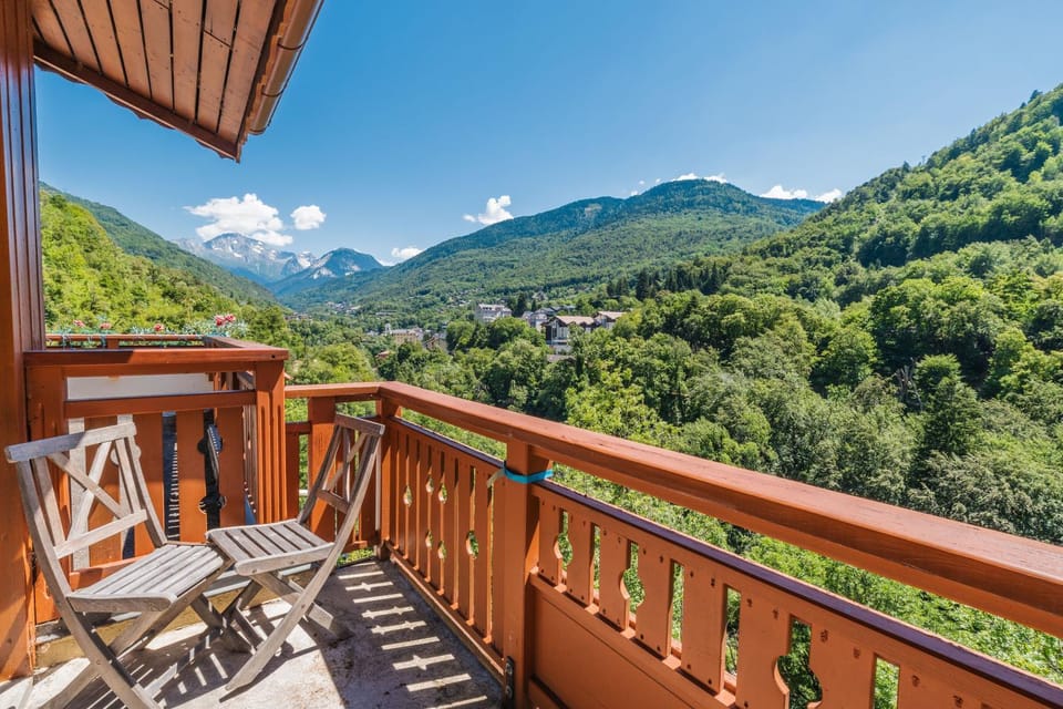 Day, Natural landscape, Balcony/Terrace, Mountain view