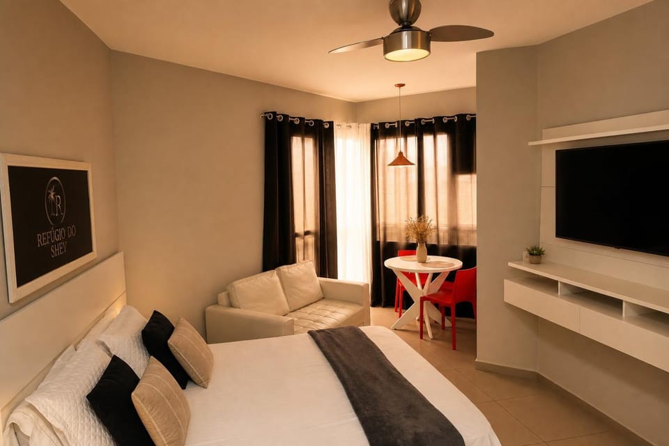 Photo of the whole room, Bedroom