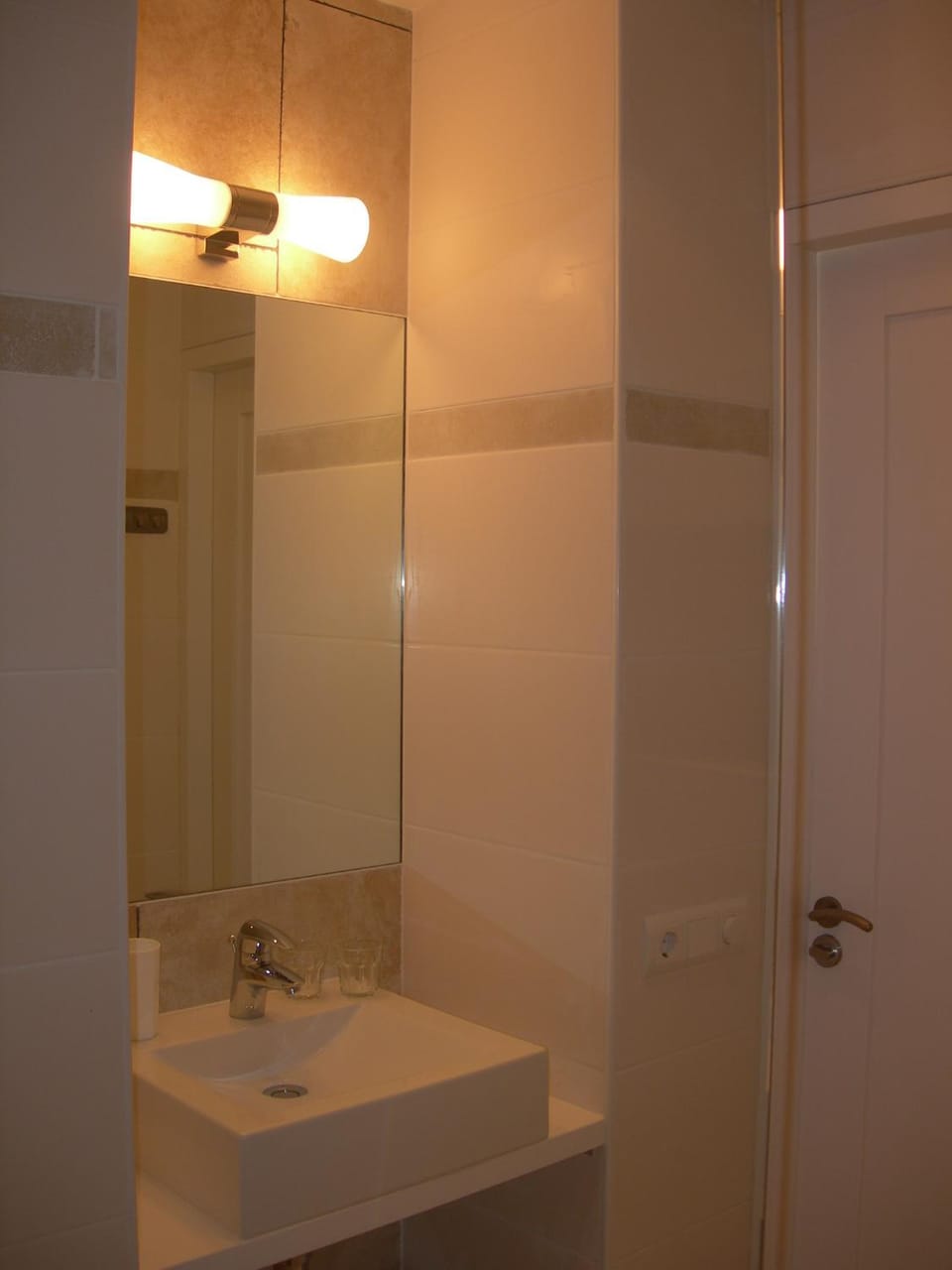 Bathroom, Decorative detail