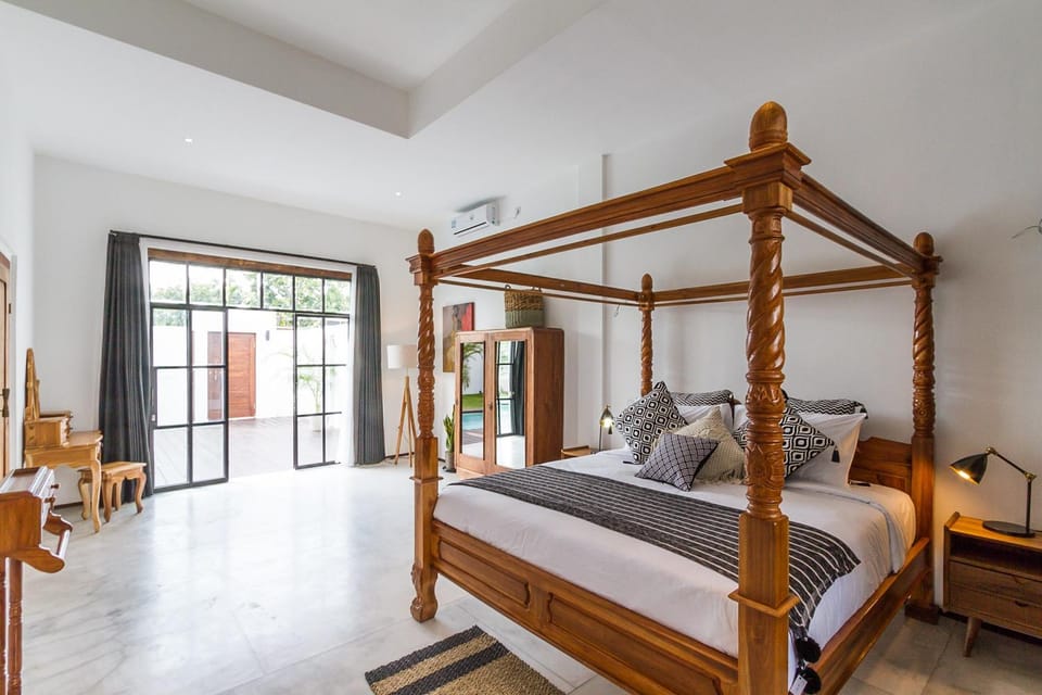 Living room, Seating area, Bedroom