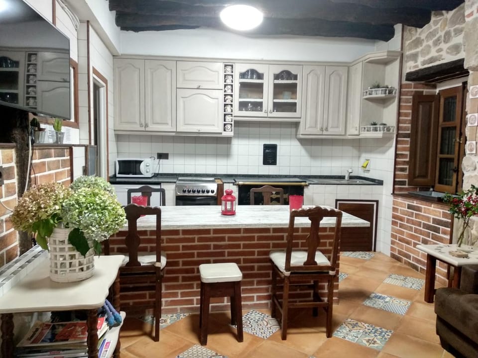 La Costera en Liérganes, Cabarceno House in Cantabria