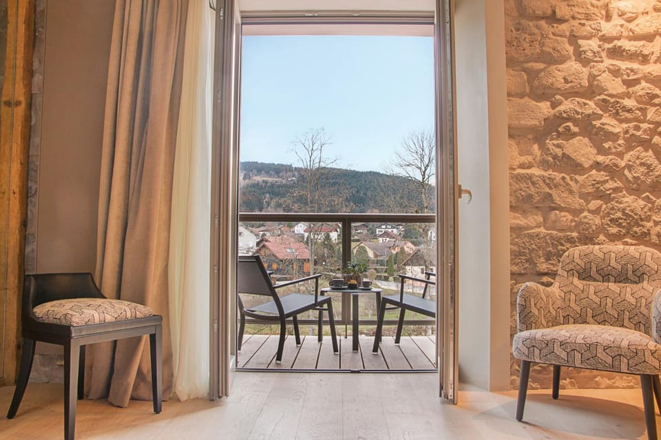 Balcony/Terrace, Mountain view