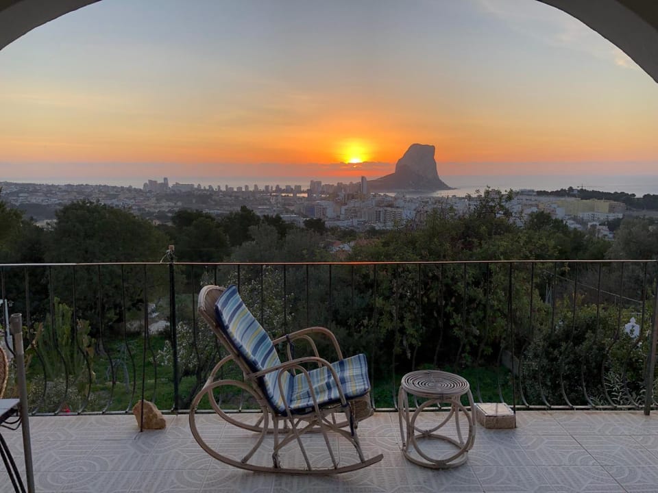 Autumn, Garden view, Landmark view, Sea view, Sunrise