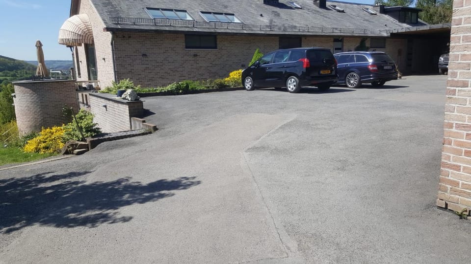 On site, Parking