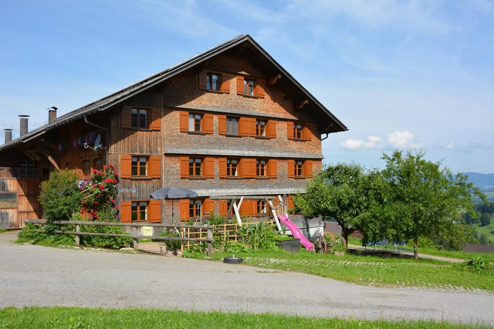 Facade/entrance, Summer, Garden