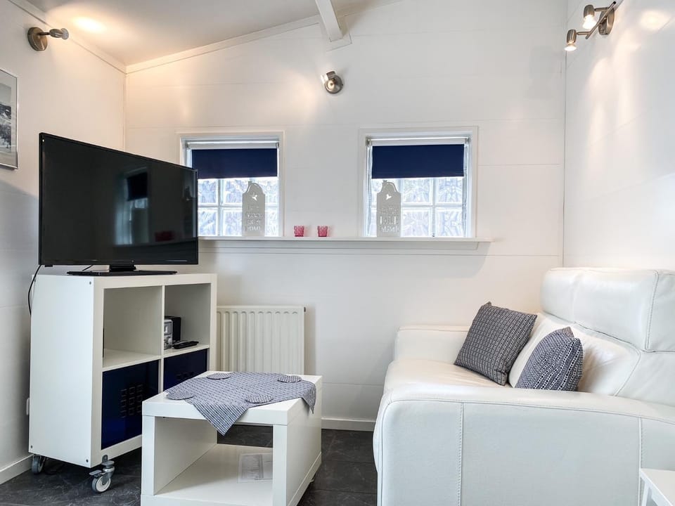 TV and multimedia, Seating area