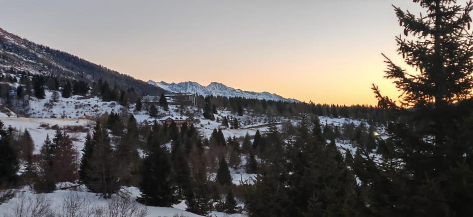 App Panoramico 300 mt dalle Piste Relax e Vista Alpi House in Province of Brescia