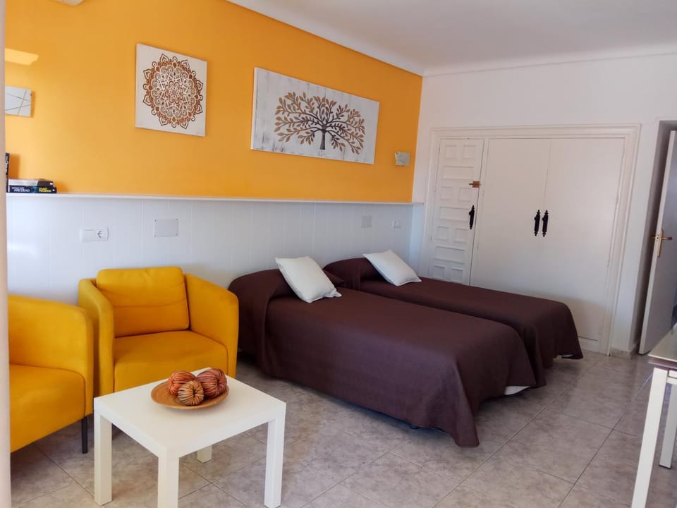 Casa María Carihuela Park Palace Apartment in Torremolinos