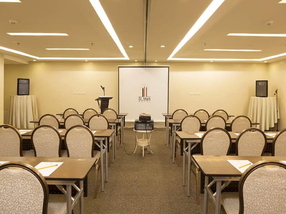 Activities, Business facilities, Meeting/conference room
