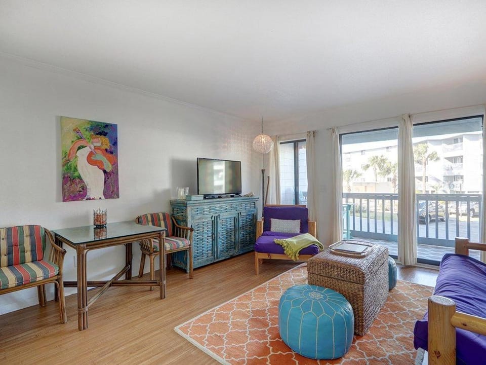 Beach and Racquet House in Tybee Island