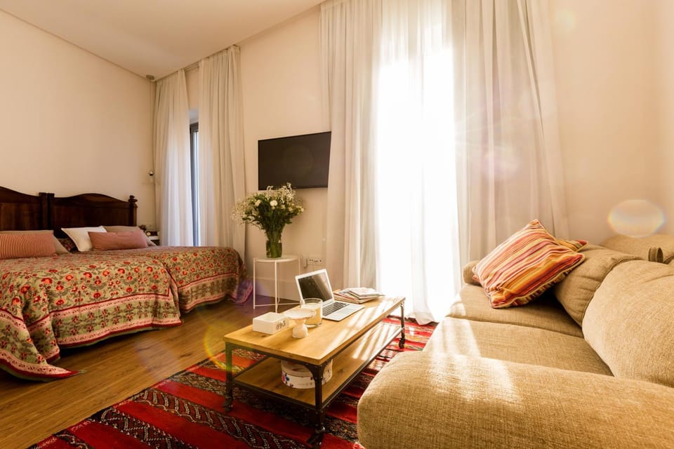 Bed, Living room, Decorative detail, Bedroom
