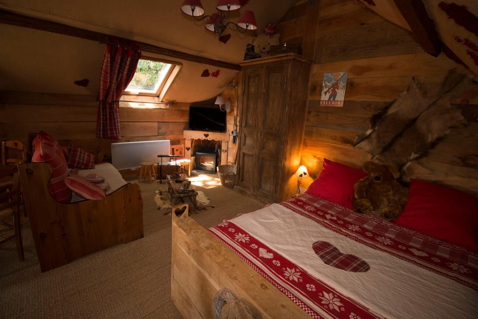 Gîte "Le Refuge" Dans un Domaine de 7ha Au Calme House in Normandy