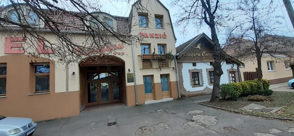 Property building, Street view