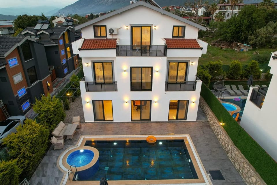 ATLANTİS- 4 Bedroom Holiday Villa in Hisaronu Villa in Ölüdeniz
