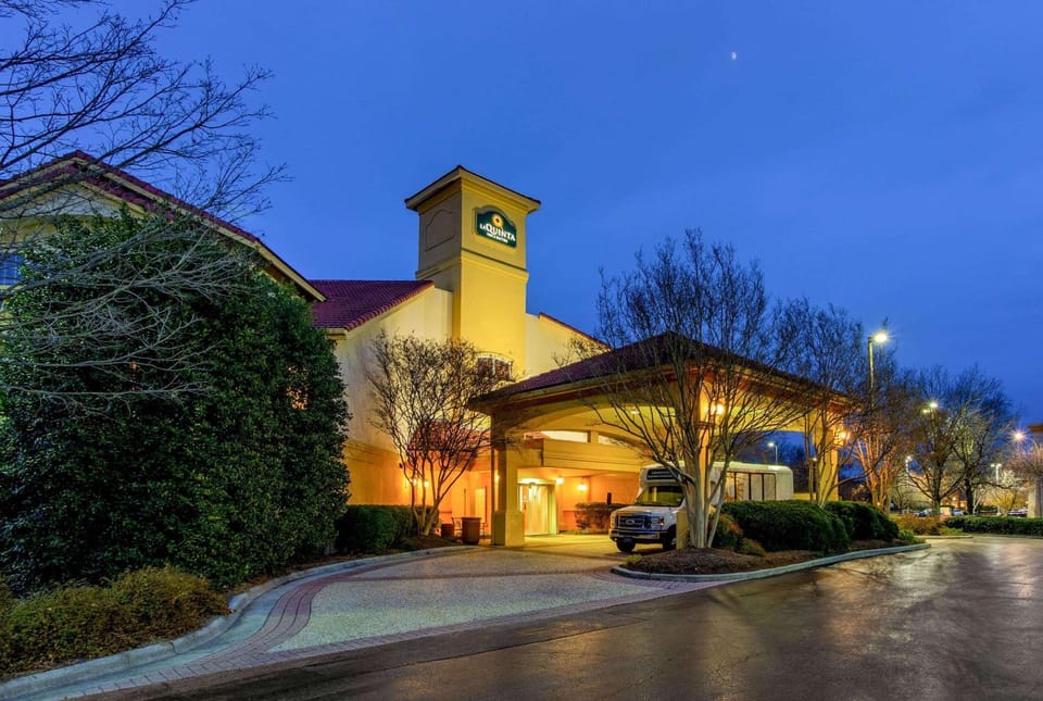 Property building, Night, On site, Time of day