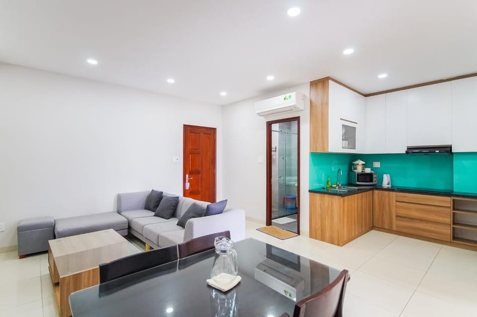 Living room, Decorative detail, Seating area, Dining area