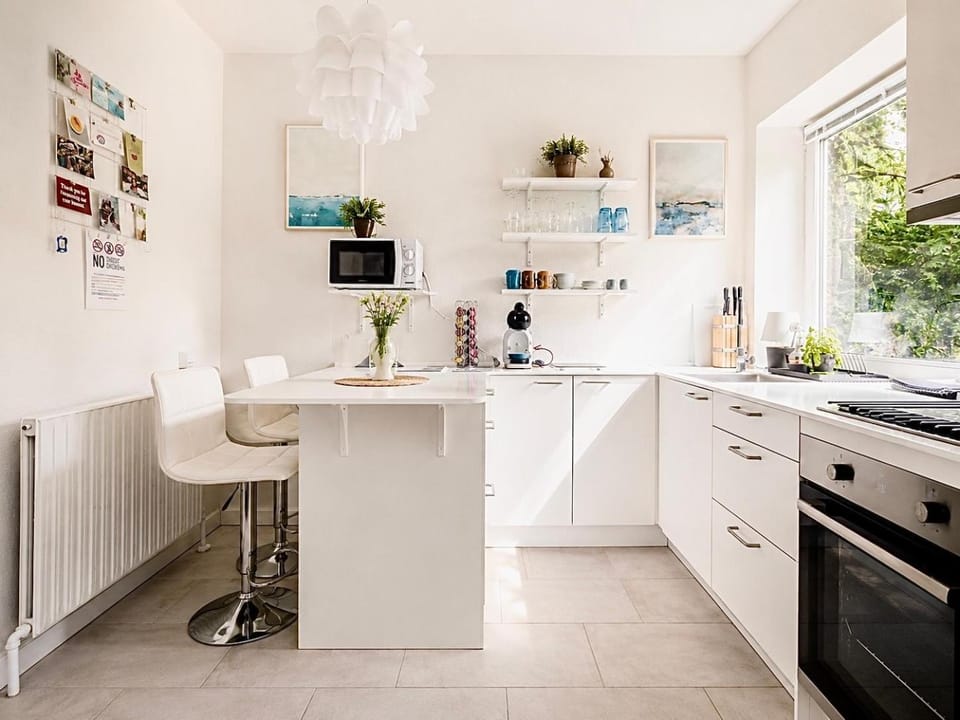 Kitchen or kitchenette, kitchen