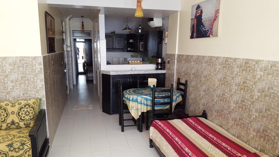 Living room, Seating area, kitchen